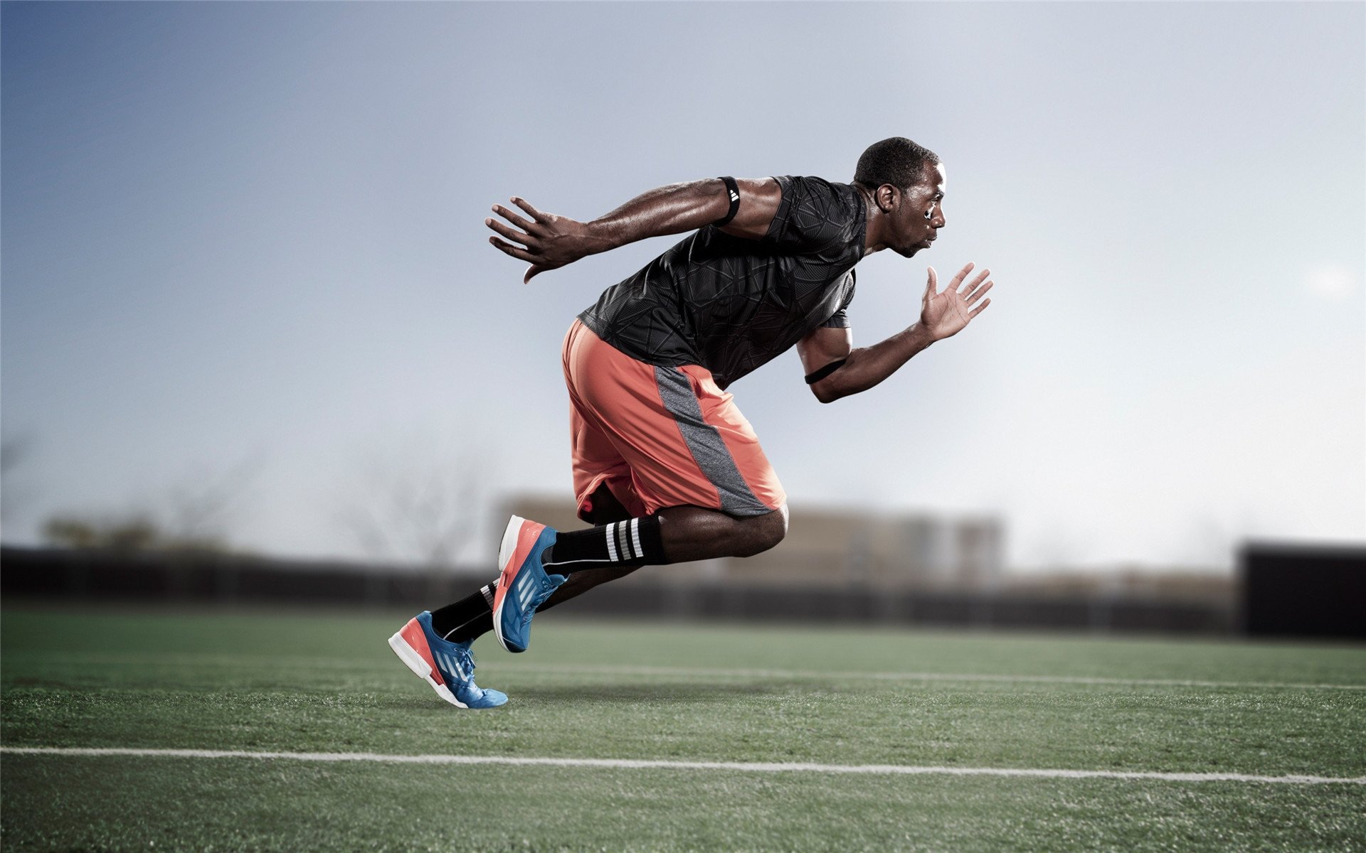 100米自划频提升如何影响速度?